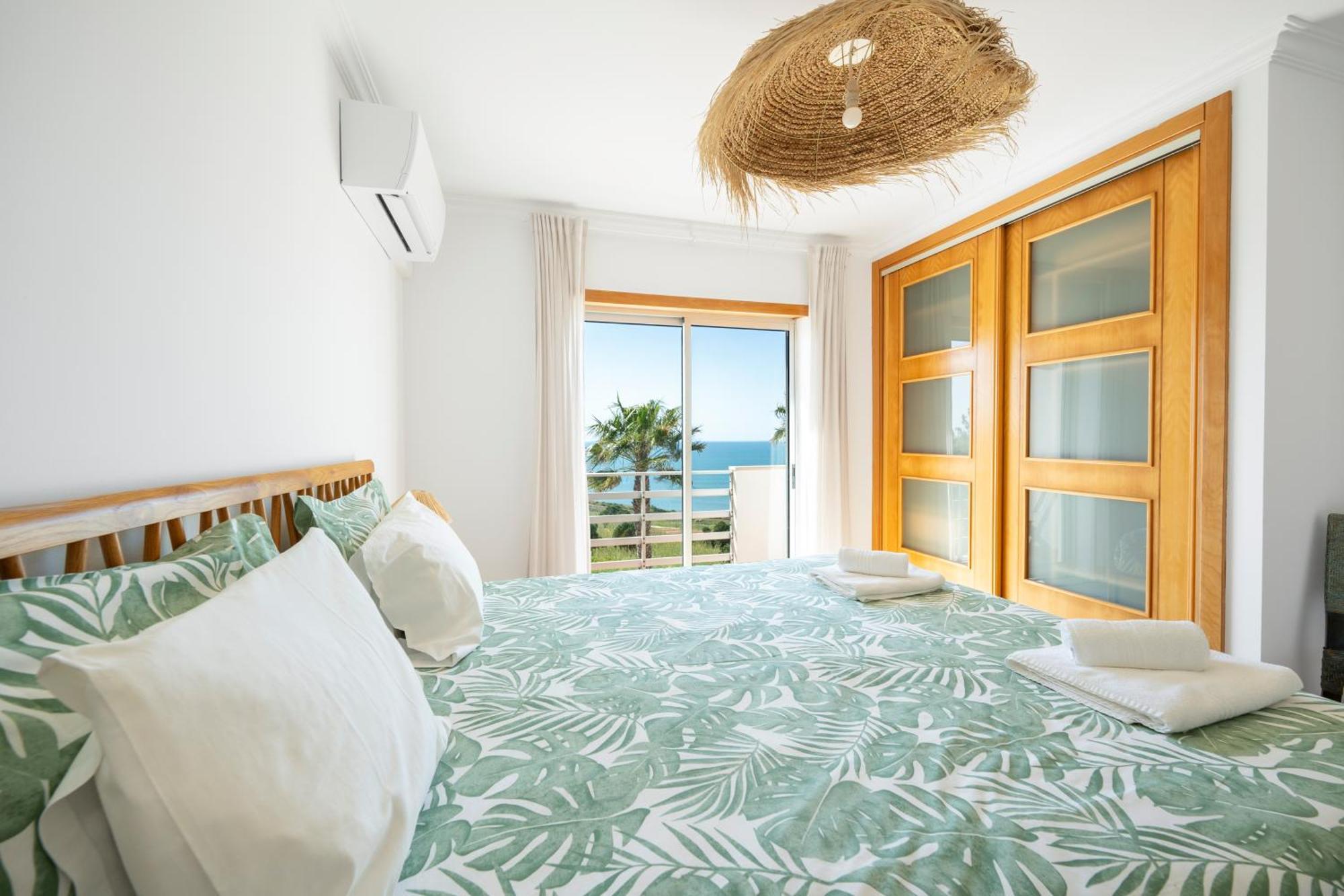 Big Wave Front Row - Two Bedroom Nazaré Buitenkant foto